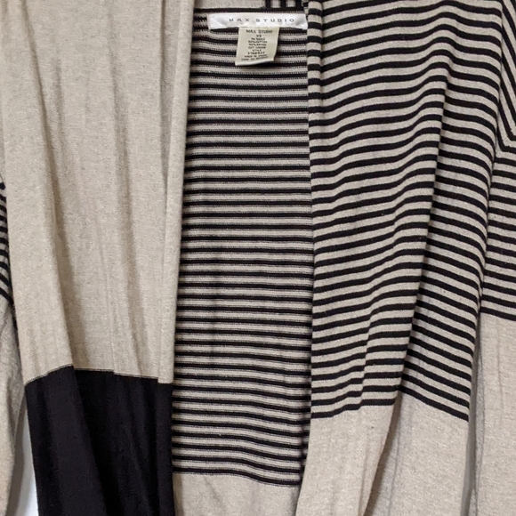 Max Studio Crossover Cardigan top SZ  XS - Picture 5 of 7